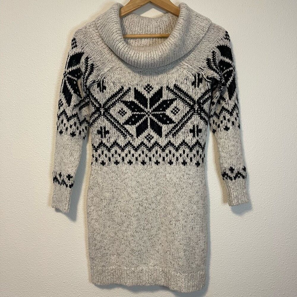 Abercrombie & Fitch Fairisle Off the Shoulder Sweater‎ Dress Size XS